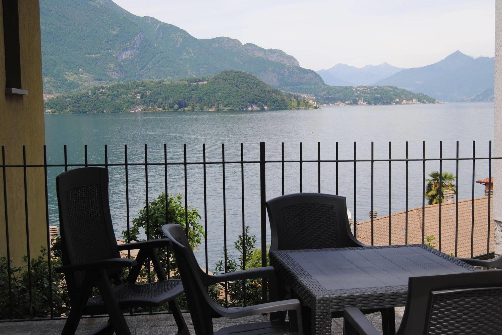 B&B Sosta Sul Lago Lezzeno Bagian luar foto