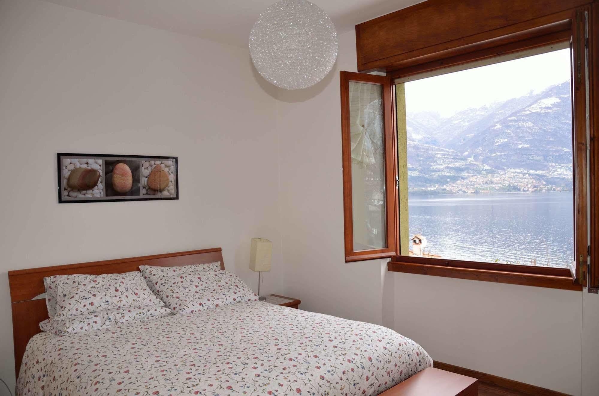 B&B Sosta Sul Lago Lezzeno Bagian luar foto